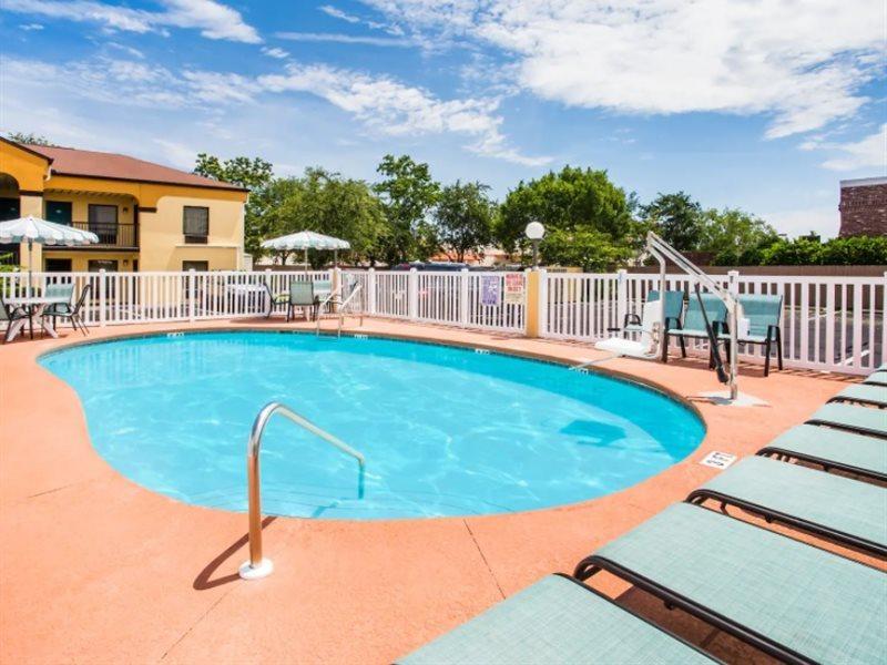 Howard Johnson By Wyndham Panama-Stadt Exterior foto