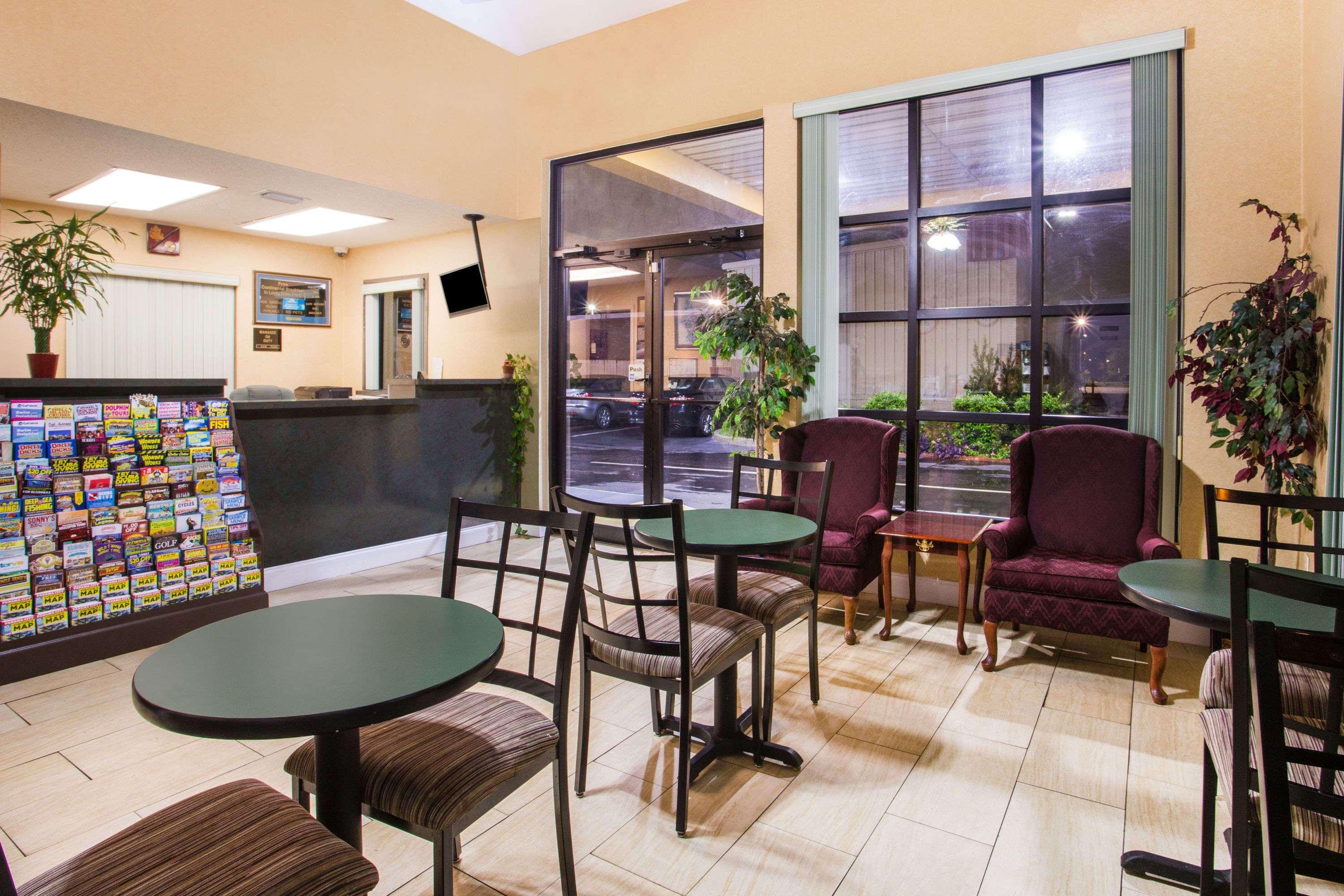 Howard Johnson By Wyndham Panama-Stadt Exterior foto